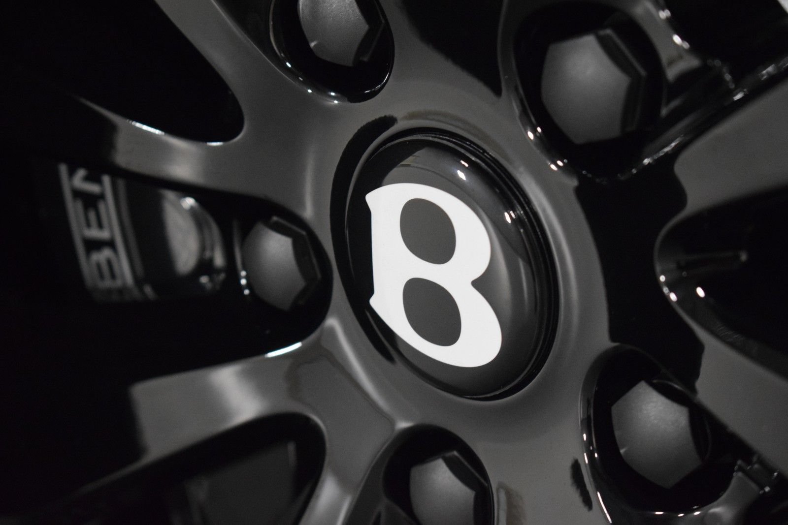 New 2026 Bentley Continental GT AWD/4WD image 19