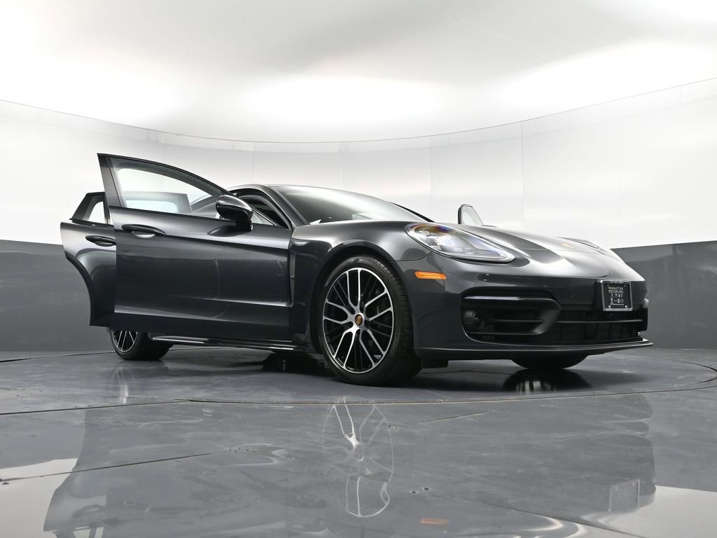 Certified 2023 Porsche Panamera 4 Platinum Edition image 38