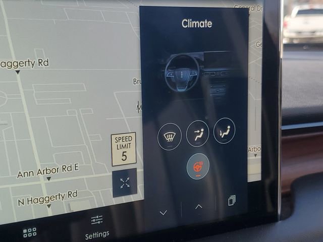 Certified 2023 Lincoln Nautilus Reserve image 23