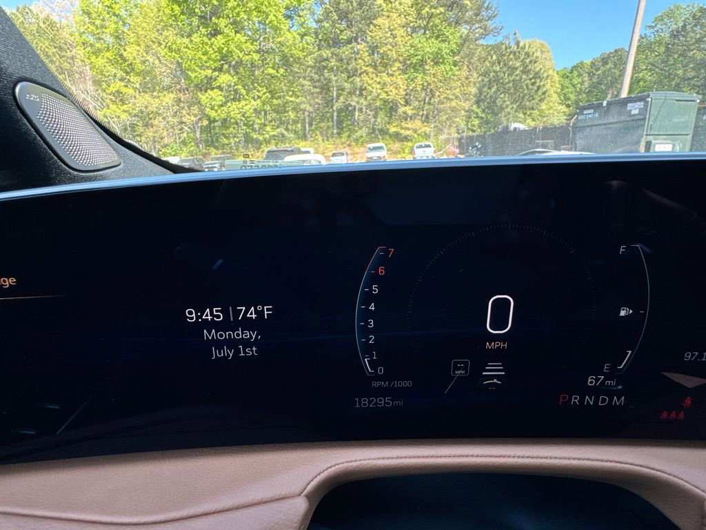 Used 2025 Cadillac XT4 Sport image 21