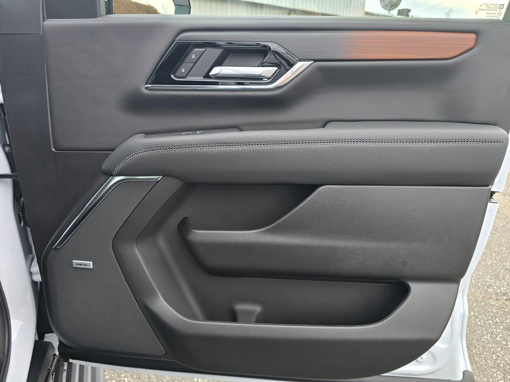 New 2026 GMC Yukon Denali w/ Sun & Power Step Package image 36