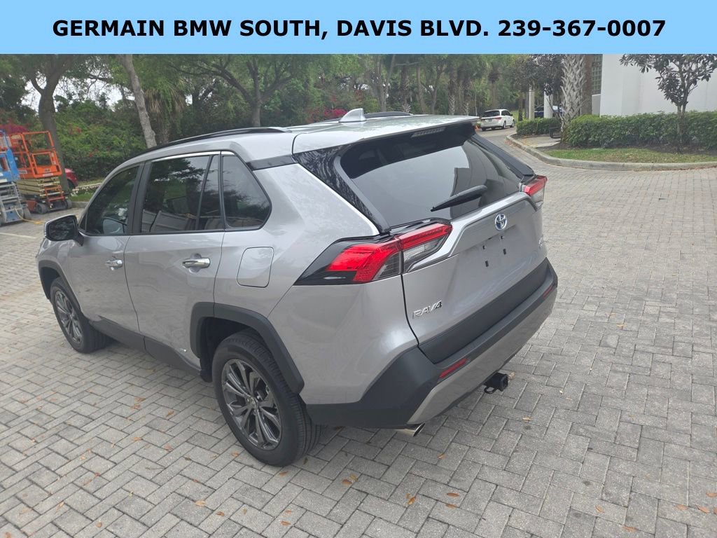 Used 2023 Toyota RAV4 Limited image 10
