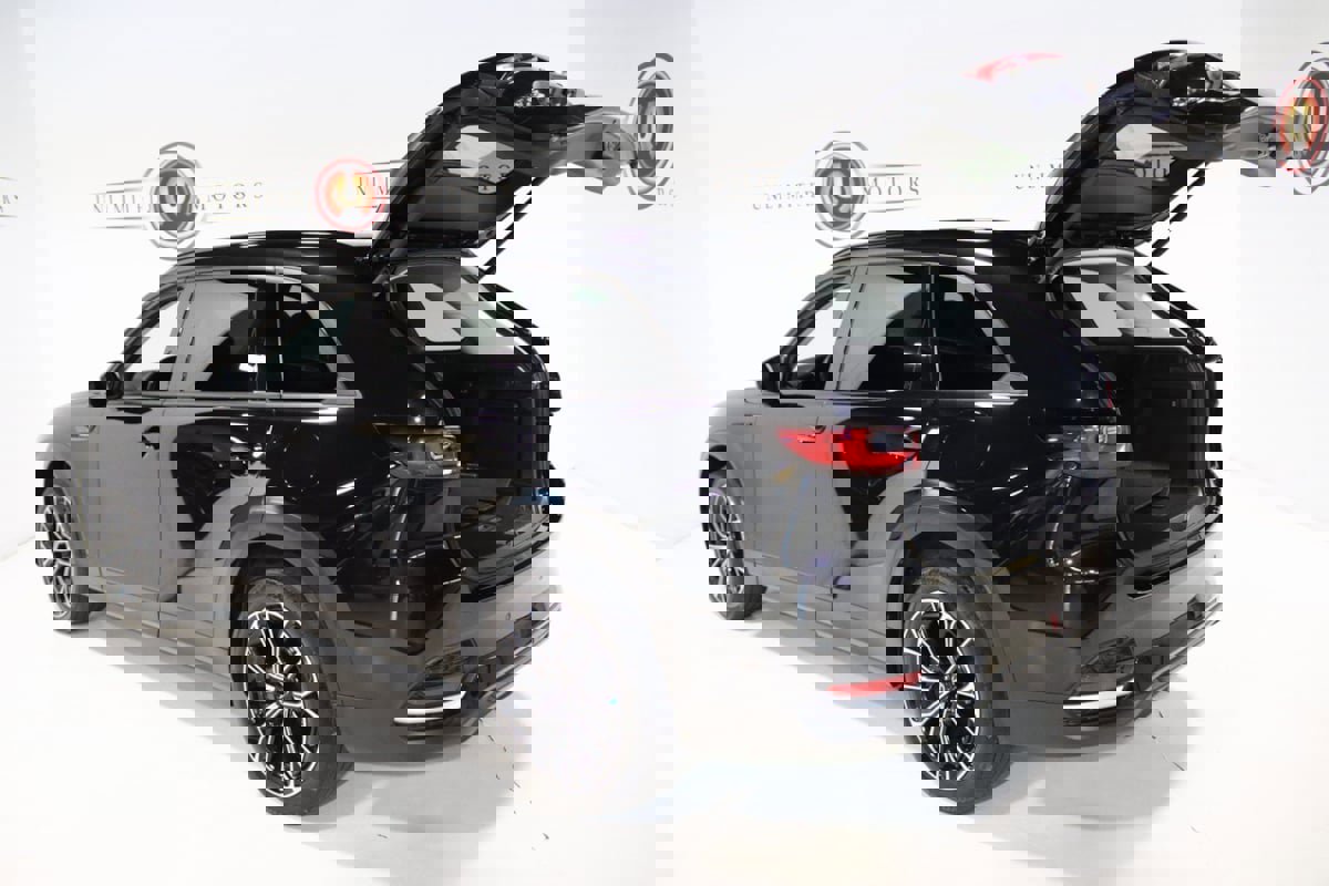 Used 2025 MAZDA CX-70 Plug-In Hybrid w/ Premium Pkg image 27