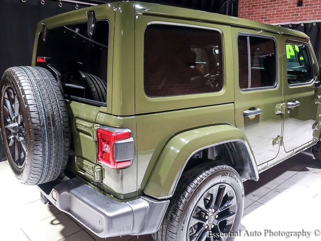 Used 2024 Jeep Wrangler Unlimited Sahara w/ Technology Group image 11