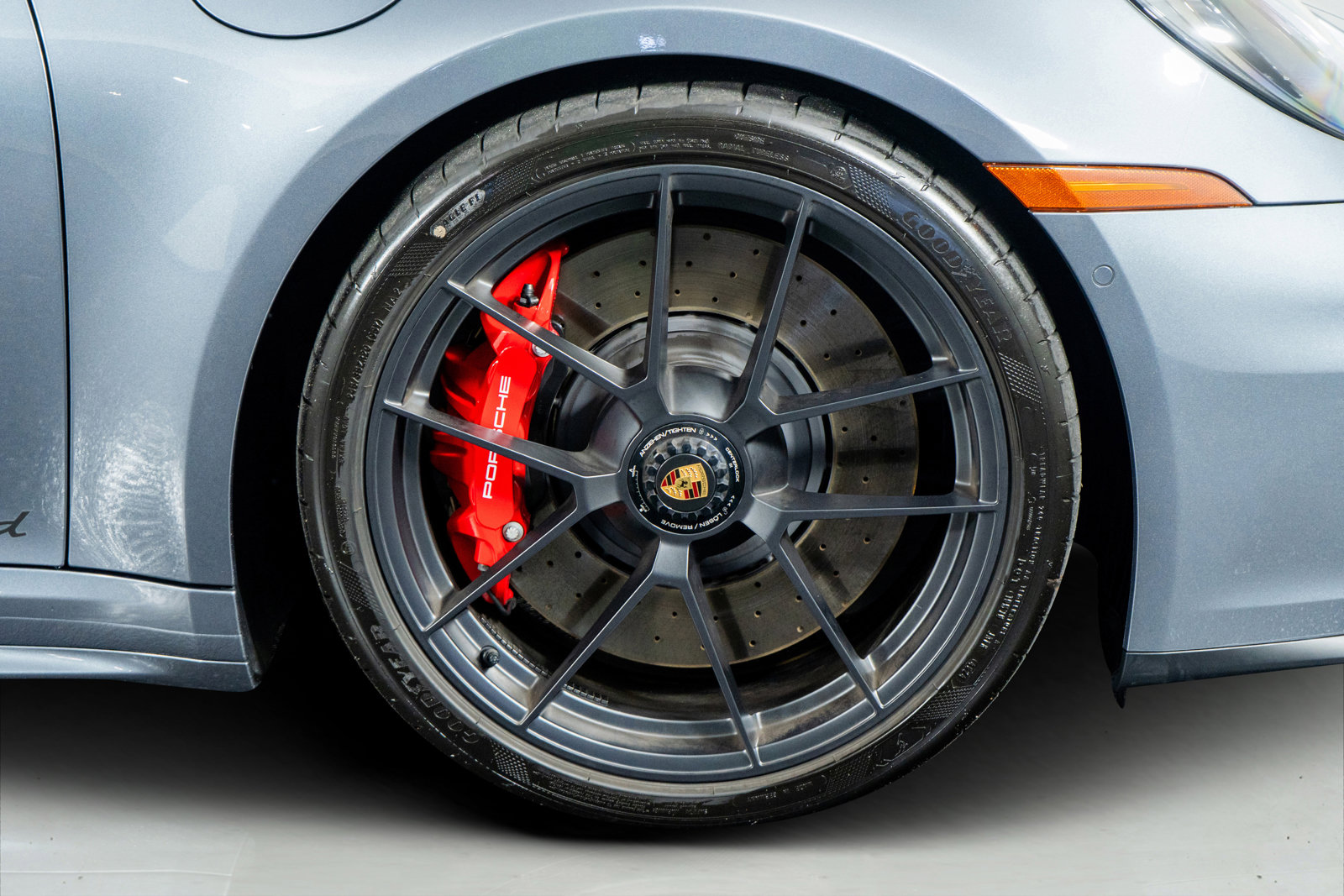 Used 2025 Porsche 911 Carrera 4 GTS image 25