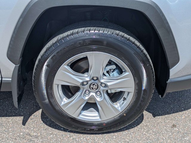 Used 2025 Toyota RAV4 XLE w/ Convenience Package FWD image 12