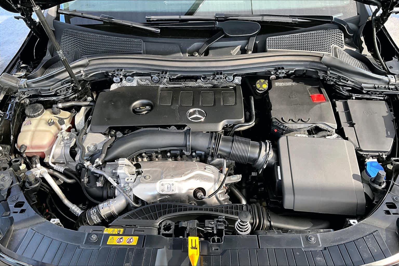 Certified 2023 Mercedes-Benz GLA 250 4MATIC w/ Premium Package image 32
