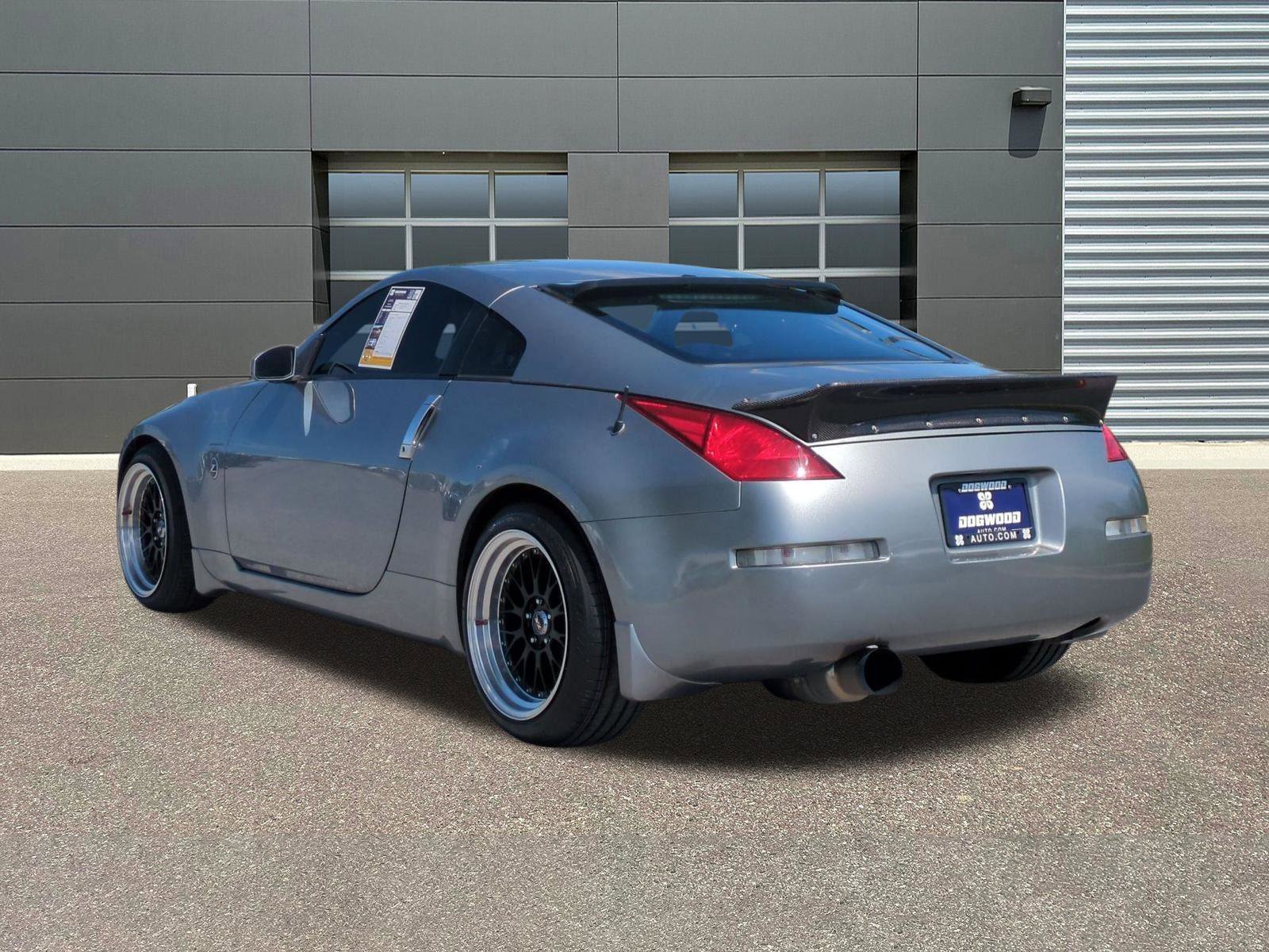 Used 2004 Nissan 350Z Touring w/ Aerodynamics Pkg RWD image 5