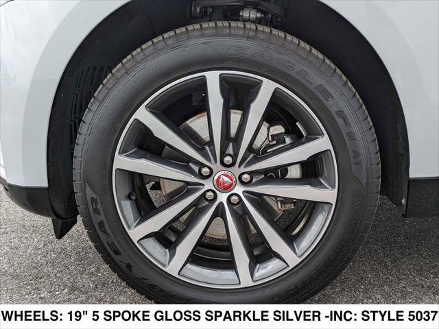 Used 2023 Jaguar F-PACE S image 15