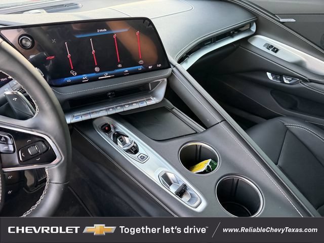 Used 2026 Chevrolet Corvette Stingray Coupe w/ 1LT RWD image 18