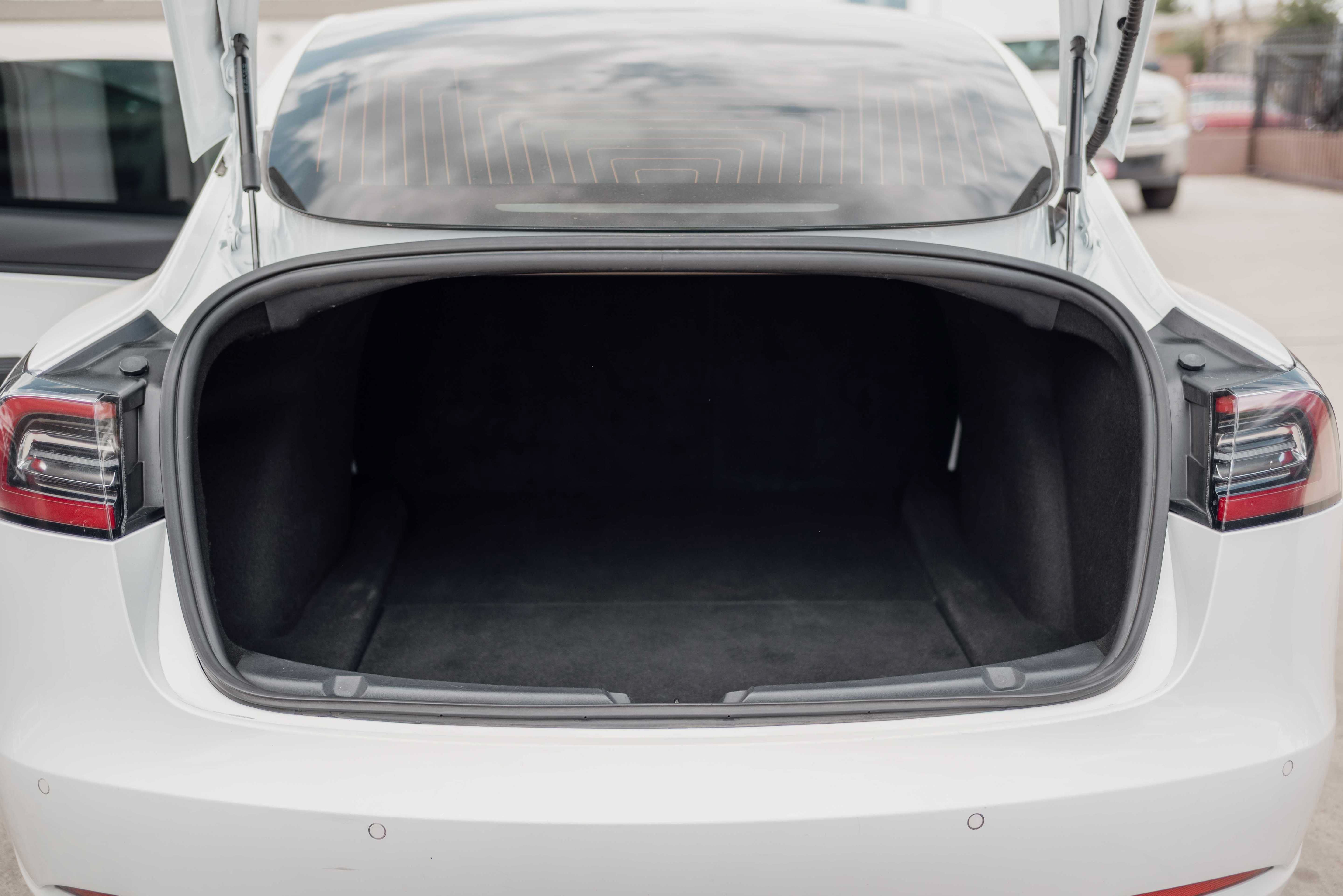 Used 2019 Tesla Model 3 Long Range AWD/4WD image 9