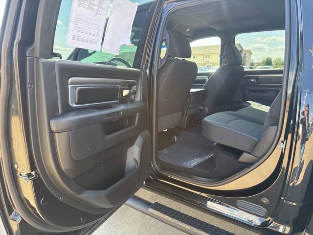 Used 2022 RAM 1500 Classic Warlock w/ Electronics Group AWD/4WD image 36