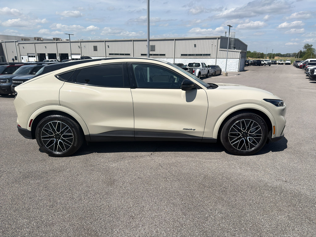 Used 2025 Ford Mustang Mach-E Premium RWD image 4