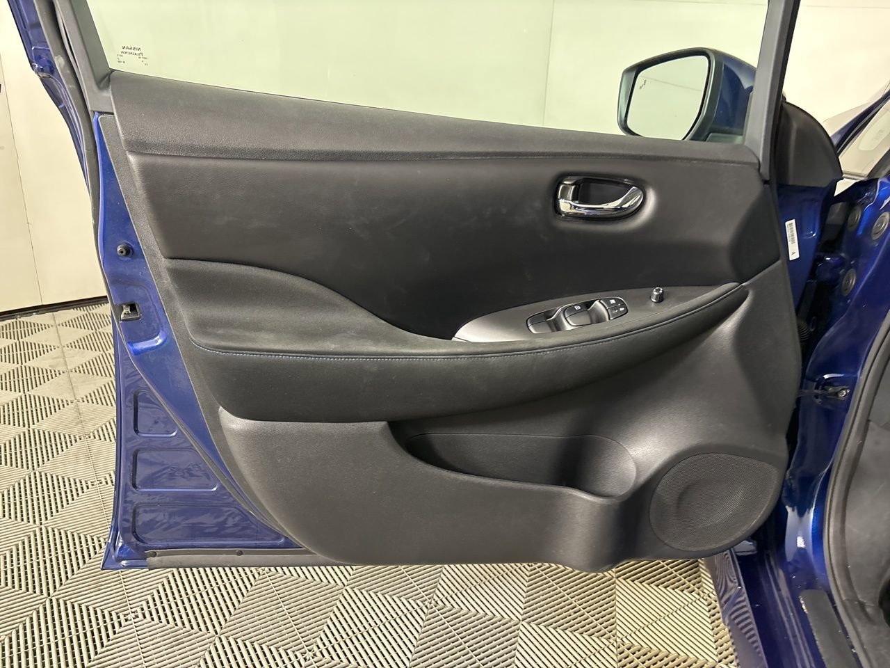 Used 2022 Nissan Leaf S Plus w/ Protection Package image 7