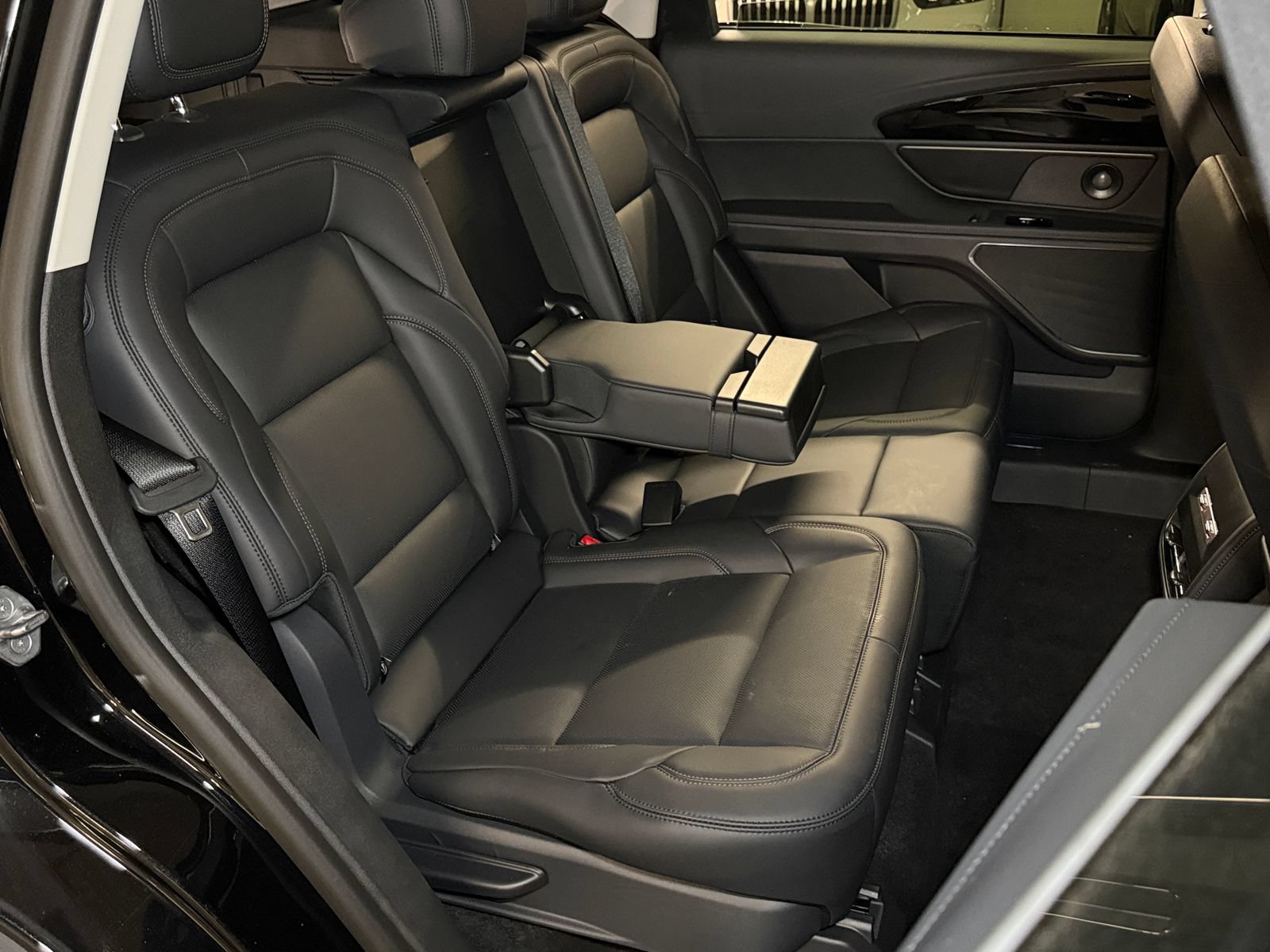 New 2026 Lincoln Nautilus Premier w/ Equipment Group 102A AWD/4WD image 14
