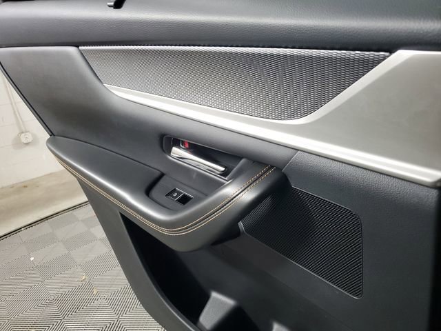 Certified 2024 MAZDA CX-90 Plug-In Hybrid w/ Preferred AWD/4WD image 19