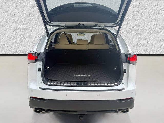 Used 2017 Lexus NX 200t AWD w/ Premium Package image 12
