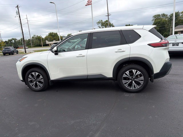 Used 2023 Nissan Rogue SV AWD/4WD image 16