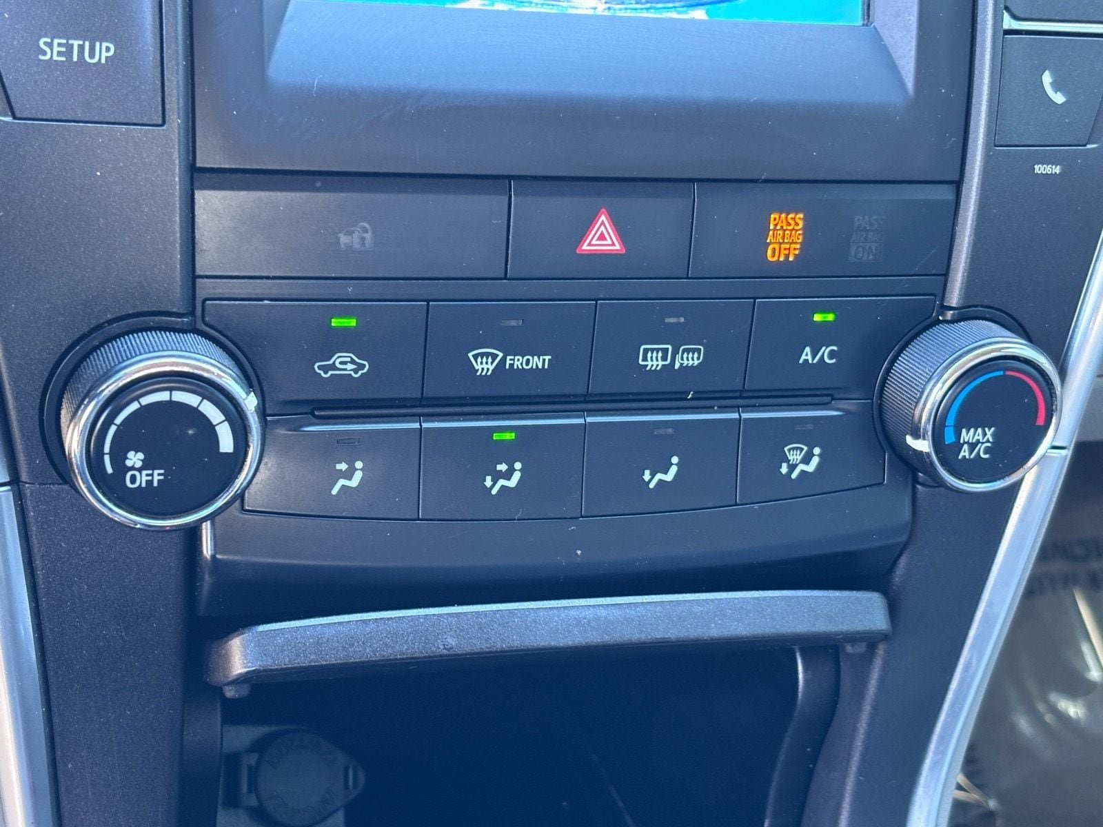 Used 2017 Toyota Camry LE FWD image 30