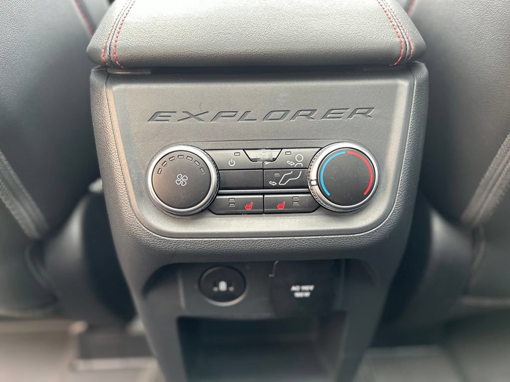 Used 2025 Ford Explorer ST AWD/4WD image 24