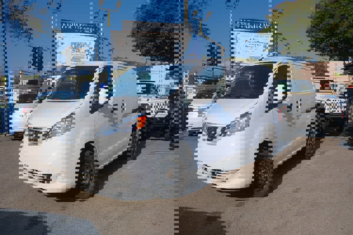 Used 2021 Nissan NV200 SV w/ Back Door Glass Package video 1