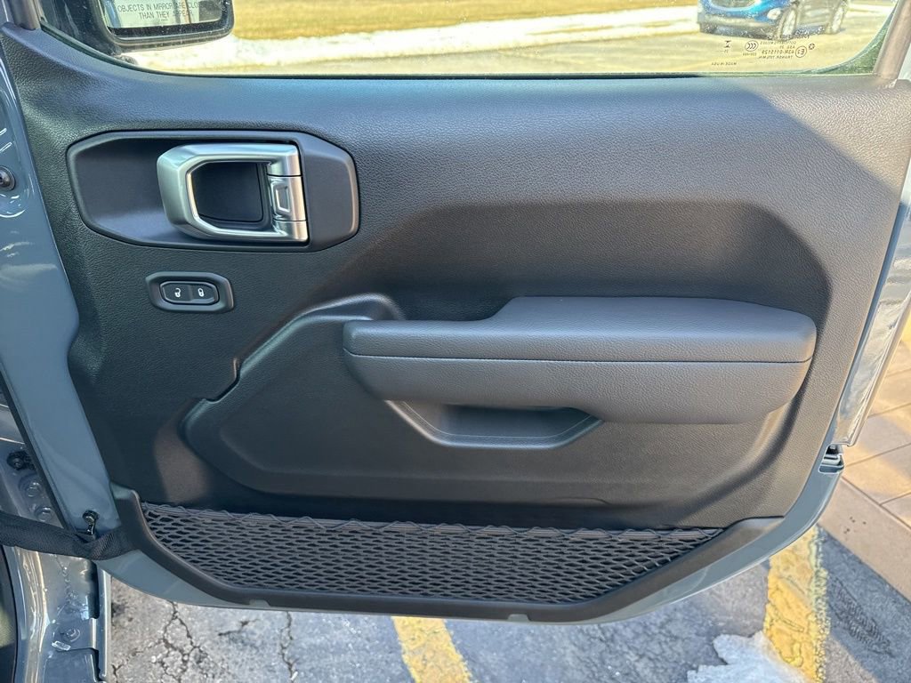 New 2025 Jeep Wrangler Sport S image 27