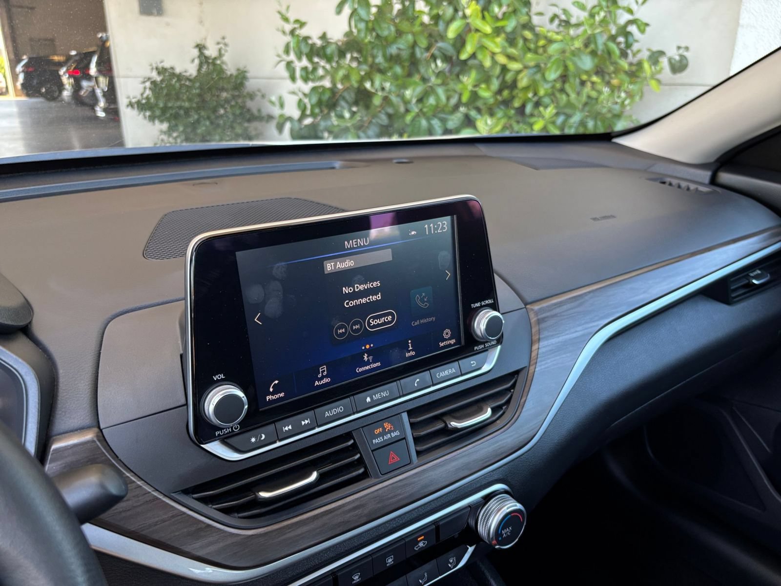 Used 2025 Nissan Altima 2.5 SV FWD image 20