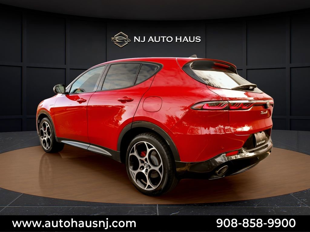 Used 2024 Alfa Romeo Tonale Veloce AWD/4WD image 41