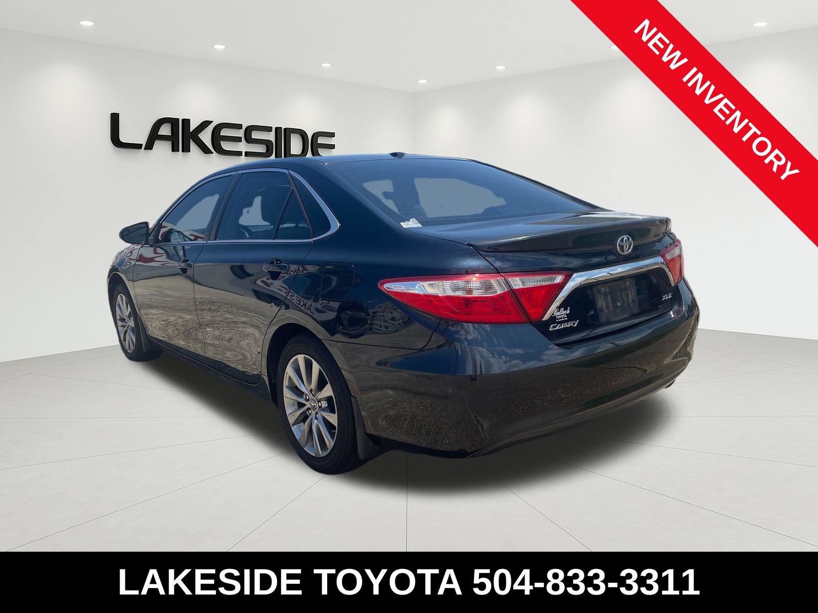 Used 2015 Toyota Camry XLE FWD image 3
