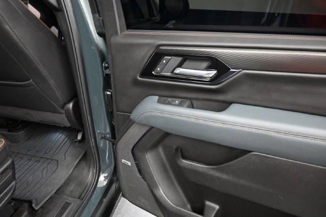 Used 2026 GMC Yukon XL AT4 w/ AT4 Premium Plus Package AWD/4WD image 27