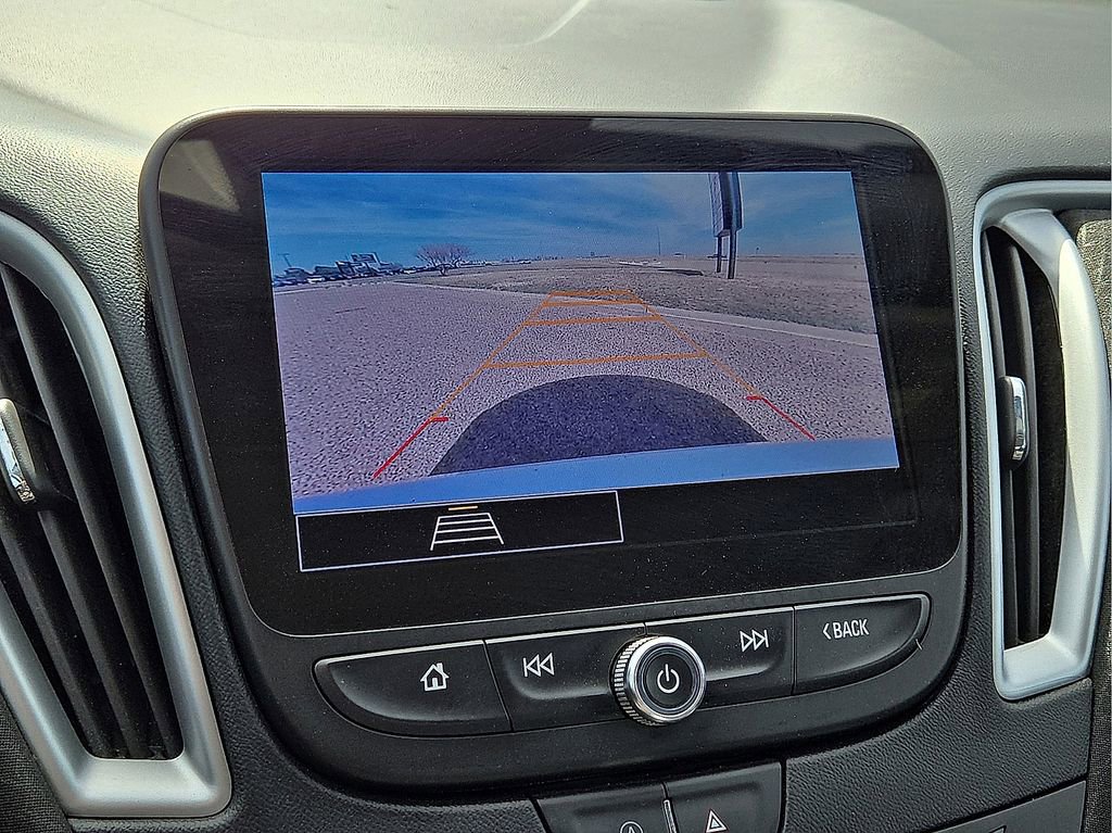 Used 2024 Chevrolet Malibu LT image 25