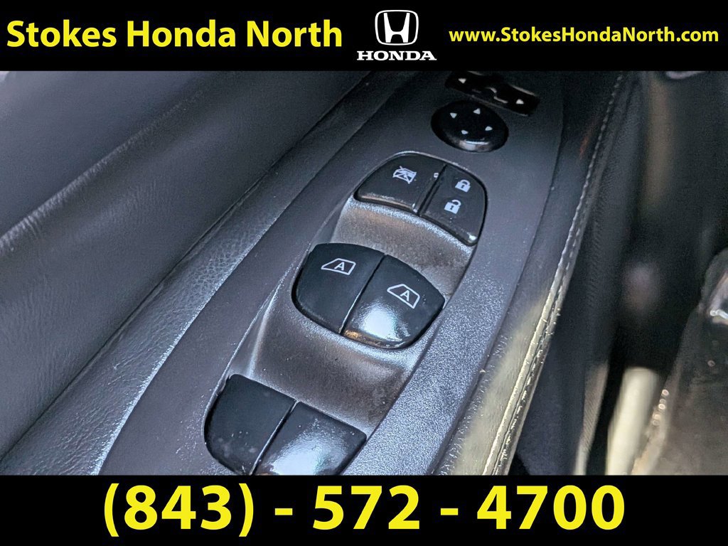 Used 2015 Nissan Pathfinder SL w/ SL Premium Package FWD image 31