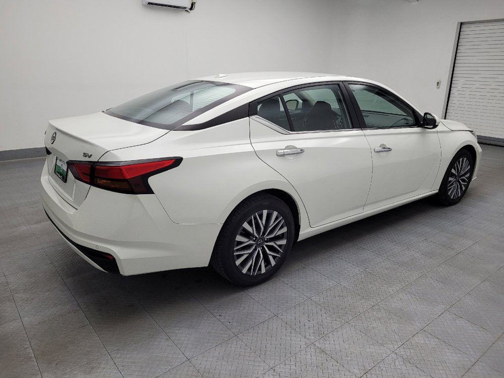 Used 2023 Nissan Altima 2.5 SV image 10