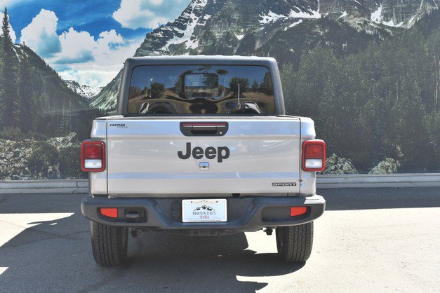 Used 2020 Jeep Gladiator Sport w/ Quick Order Package 24S AWD/4WD image 10