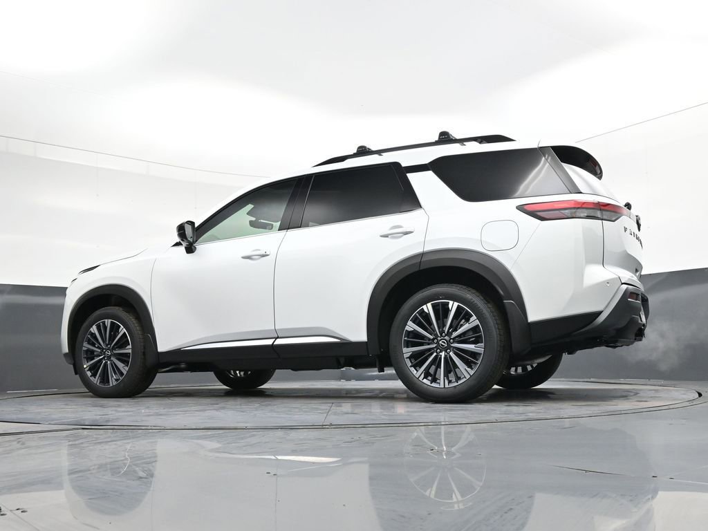 New 2026 Nissan Pathfinder Platinum w/ Cargo Package FWD image 46