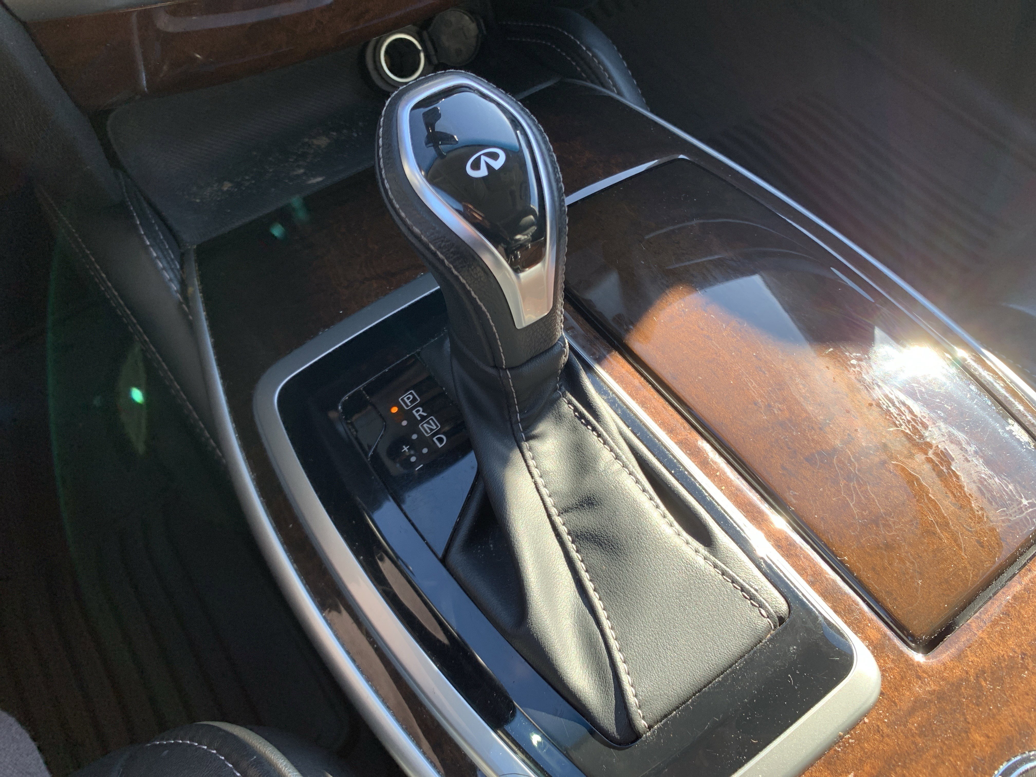 Used 2016 INFINITI QX60 Luxe w/ Deluxe Technology Package image 26