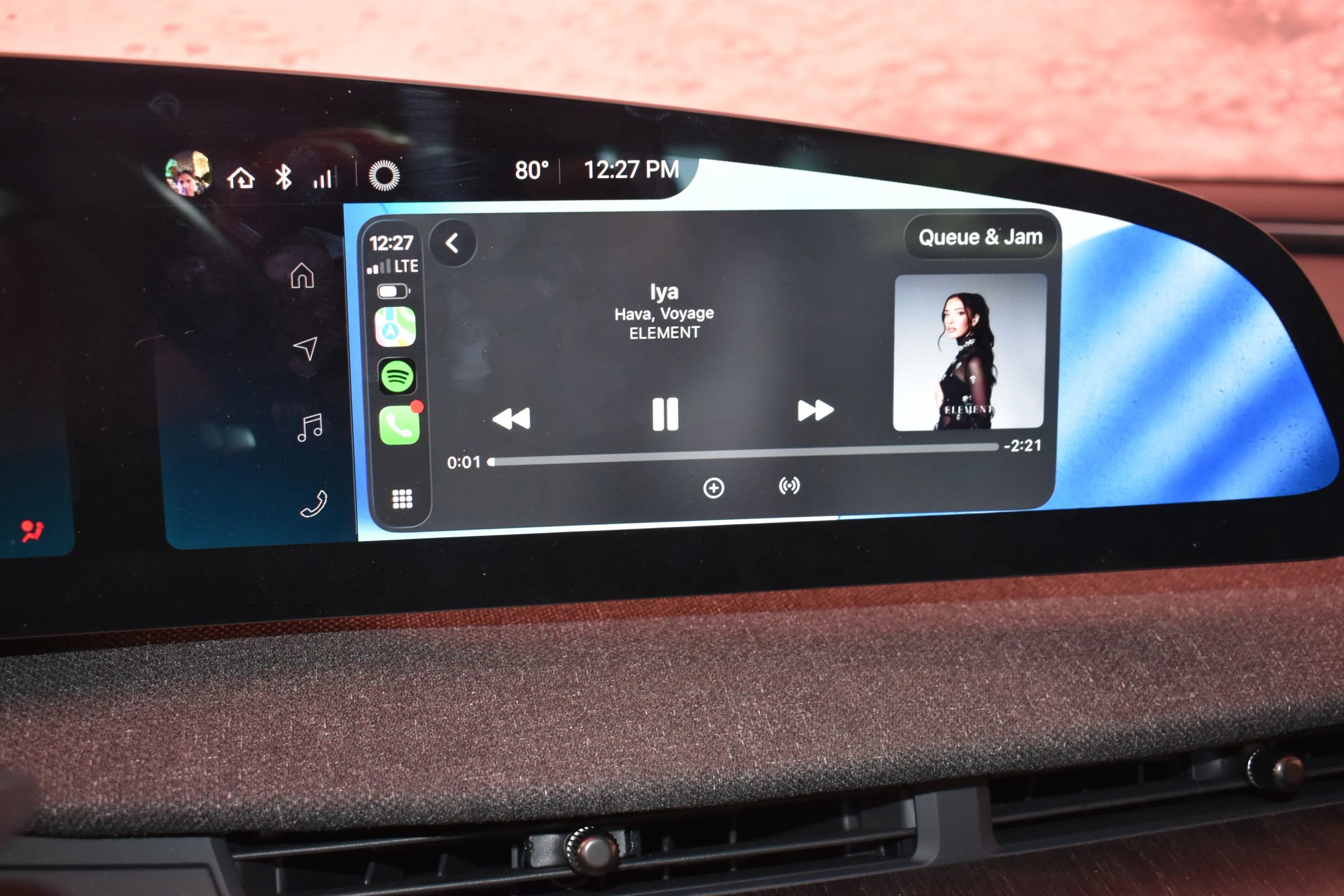 Used 2025 Lucid Air Pure image 12