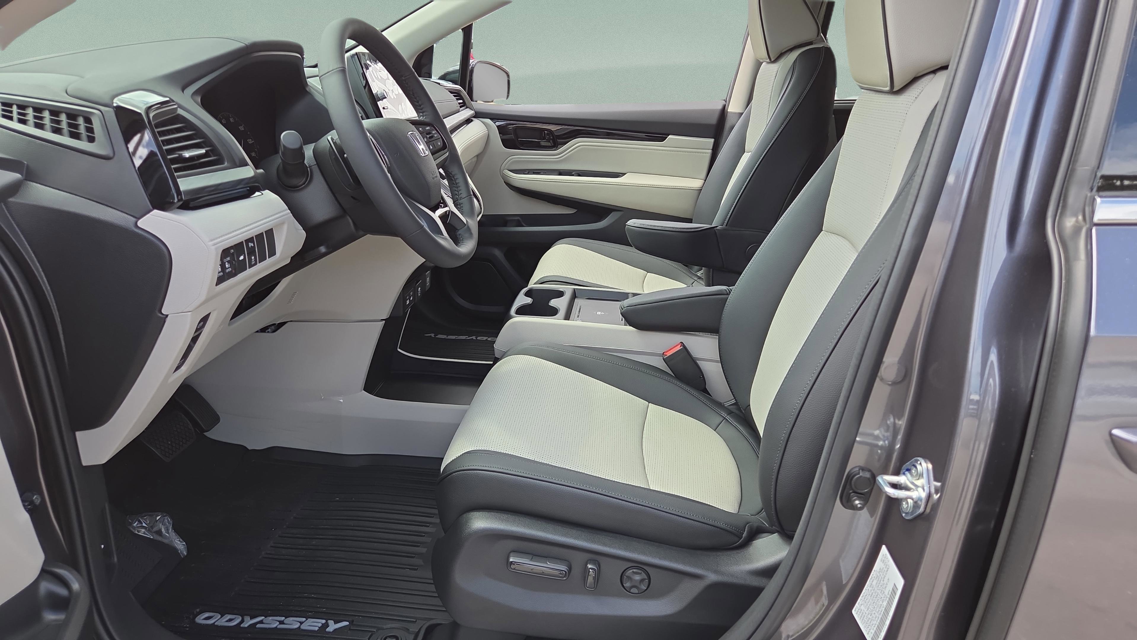 New 2026 Honda Odyssey Elite image 10
