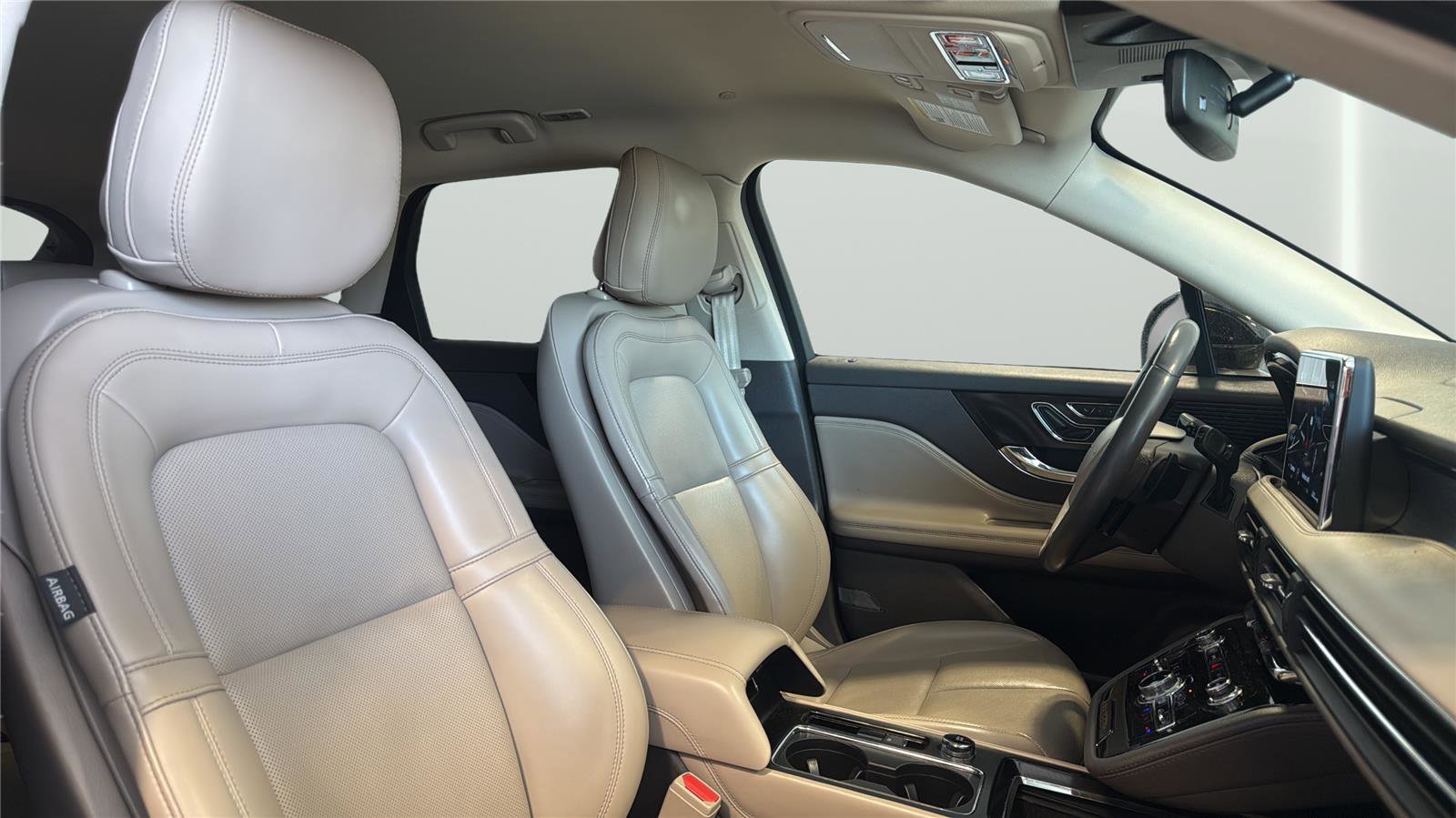 Used 2020 Lincoln Corsair AWD w/ Equipment Group 101A image 14