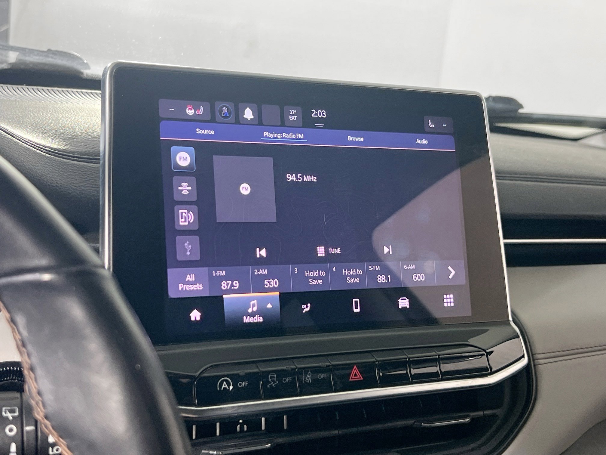 Used 2022 Jeep Compass Limited image 14