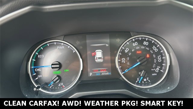 Used 2022 Toyota RAV4 XLE Premium image 11