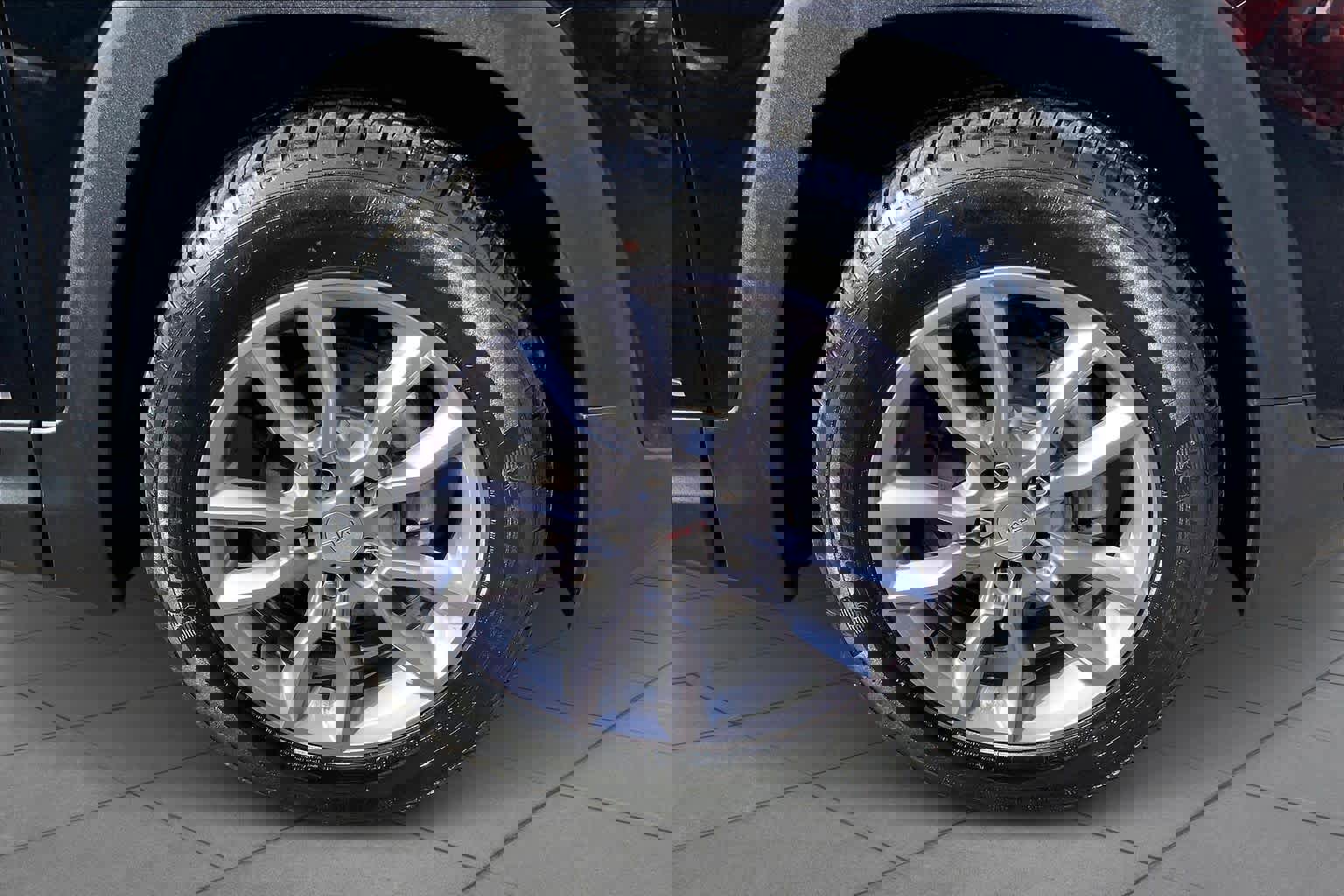 Certified 2022 GMC Terrain SLT image 10