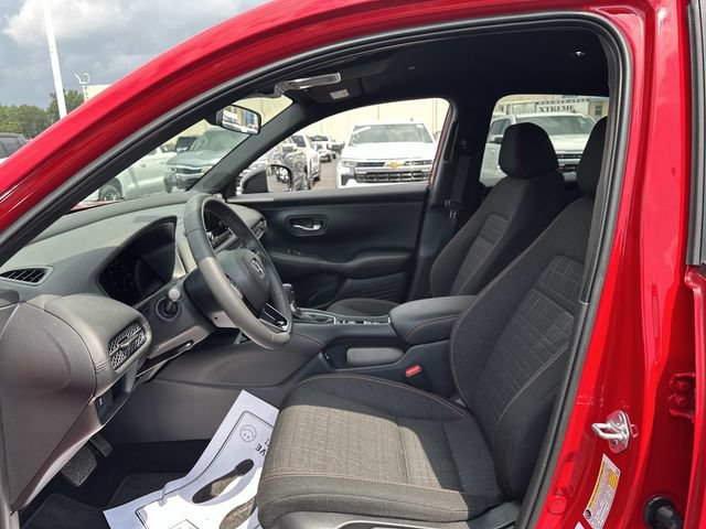 Used 2024 Honda HR-V Sport image 17