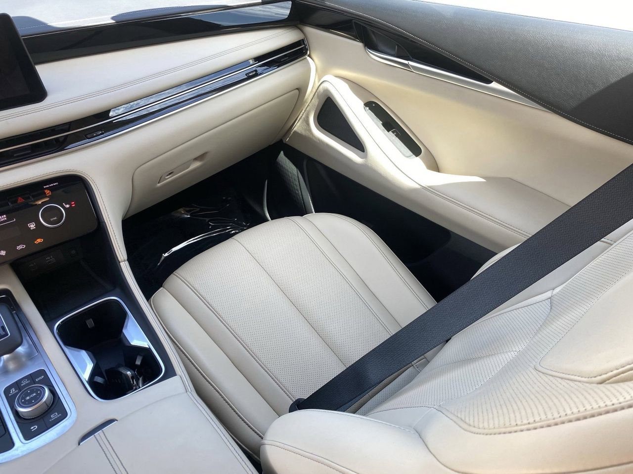 Certified 2025 INFINITI QX60 Pure FWD image 22