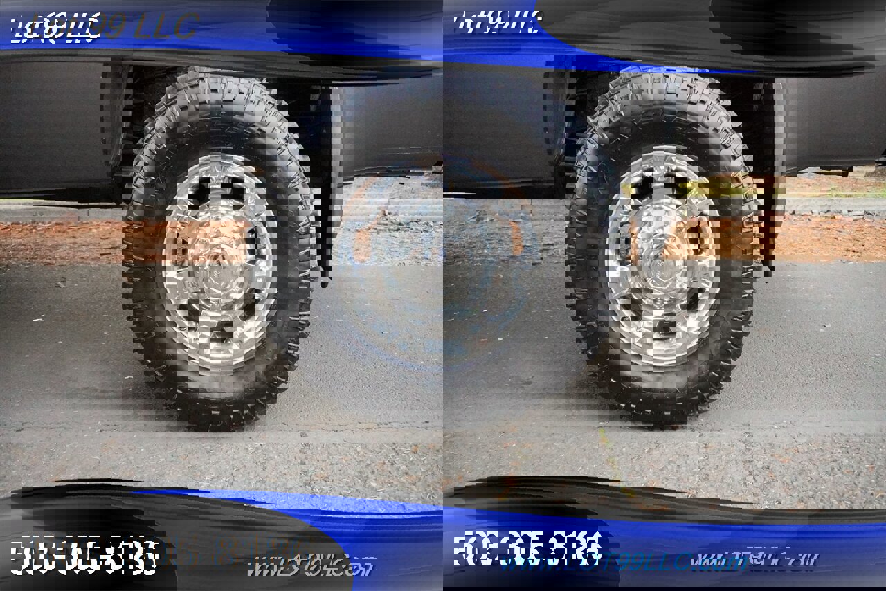 Used 2003 Ford F250 XLT image 3