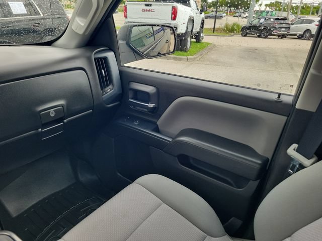 Used 2018 Chevrolet Silverado 1500 Custom w/ Custom Value Package AWD/4WD image 11