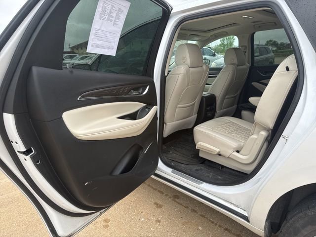 Used 2024 Buick Enclave Avenir w/ Avenir Technology Package AWD/4WD image 16