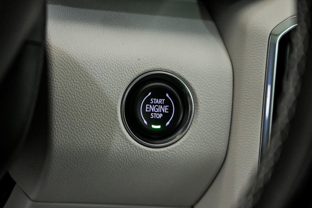 New 2026 GMC Acadia Denali w/ Super Cruise Package image 15