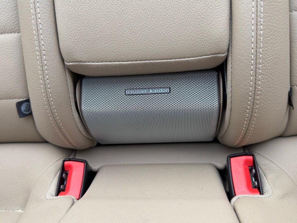 Used 2011 Mercedes-Benz E 350 Cabriolet image 26