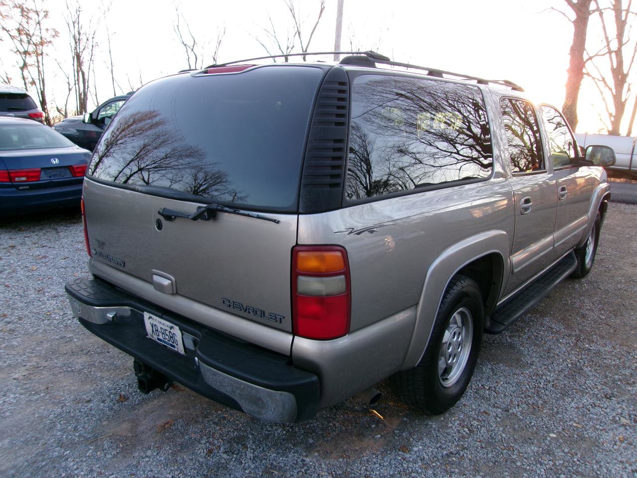 Used 2001 Chevrolet Suburban LT w/ LT Preferred Equipment Group image 22